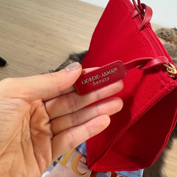 Giorgio Armani Red Clutch Bag - Picture 4 of 7